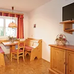 Paradies - Schrempfgut Aparthotel 3*