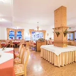 Paradies - Schrempfgut Aparthotel Flachau