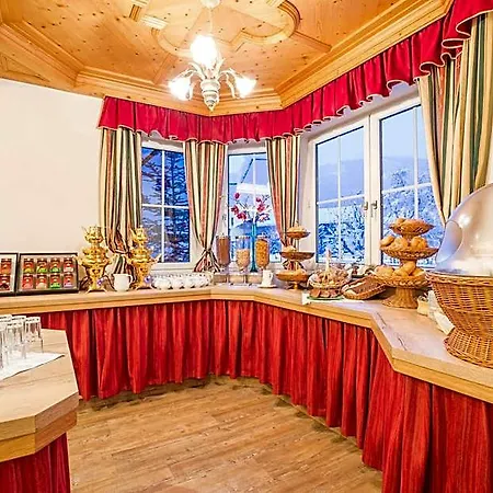 Hotel apartamentowy Paradies - Schrempfgut