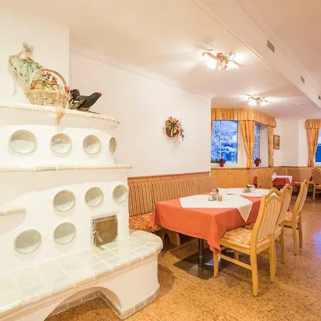 Paradies - Schrempfgut Lägenhetshotell Flachau