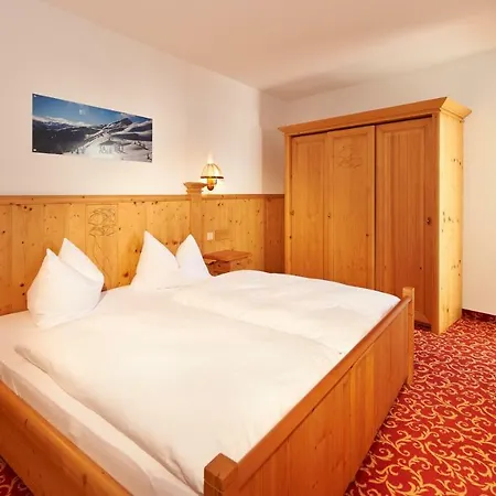 Paradies Aparthotel Flachau
