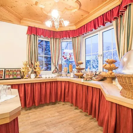 Aparthotel Paradies *